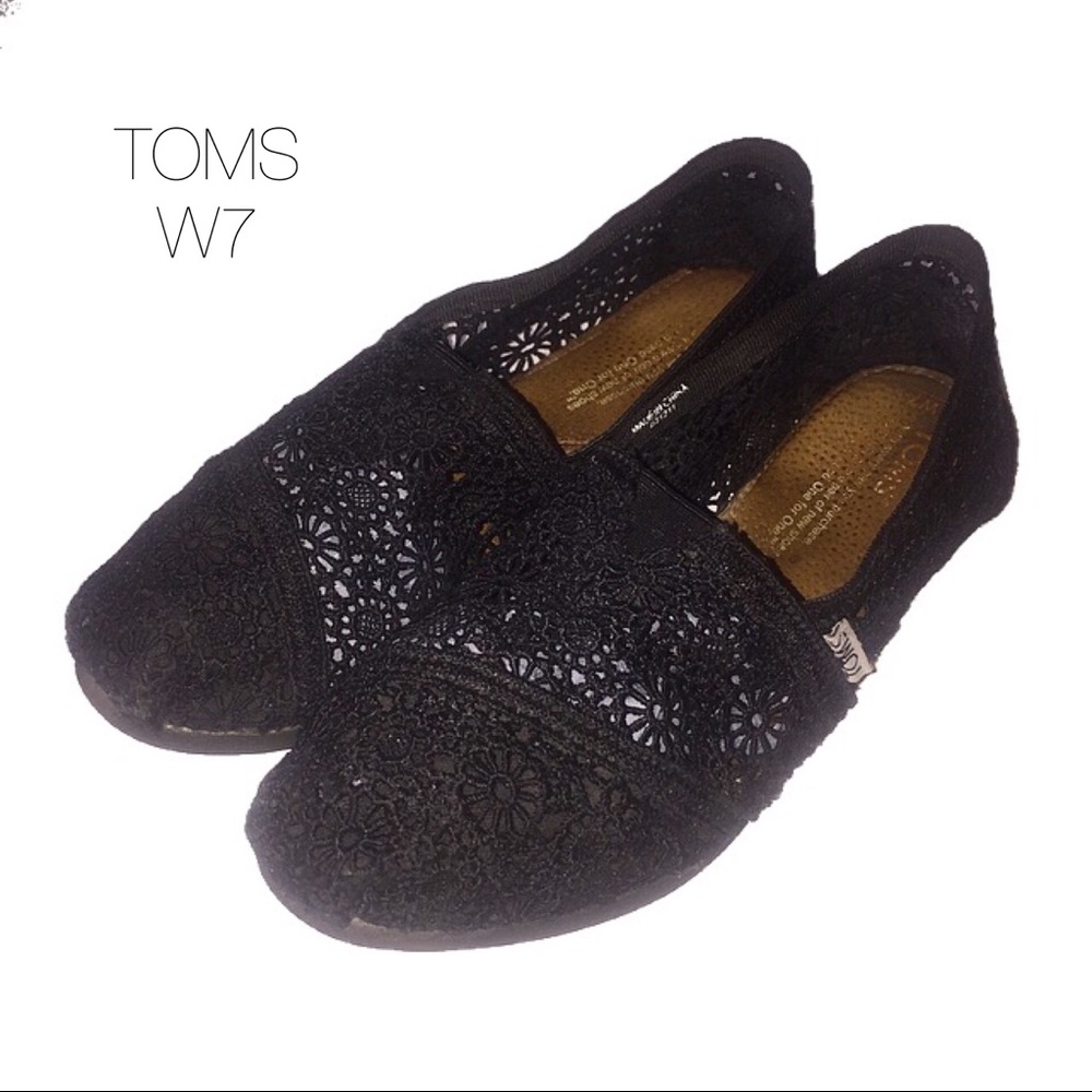Toms Black Crochet Lace Flat Slip Ons W7